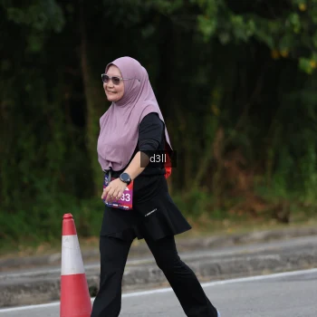 Runner Photo 4080210
