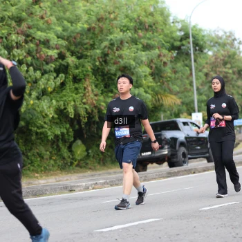 Runner Photo 4080514