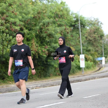 Runner Photo 4080516