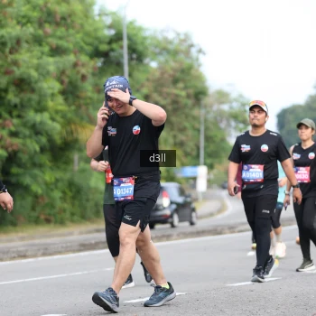 Runner Photo 4080561