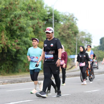 Runner Photo 4080565
