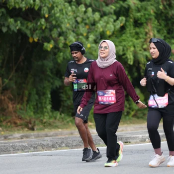 Runner Photo 4080575