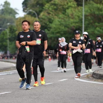 Runner Photo 4080746
