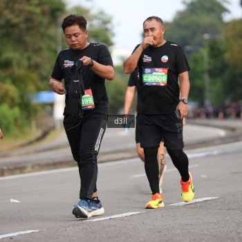 Runner Photo 4080747