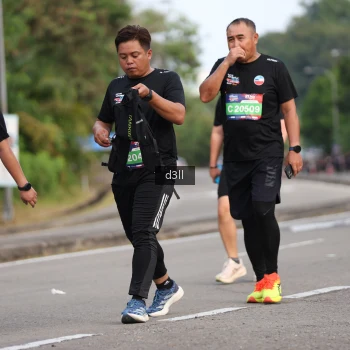 Runner Photo 4080748