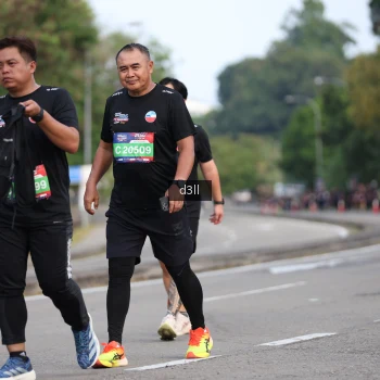 Runner Photo 4080751