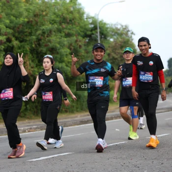 Runner Photo 4080846