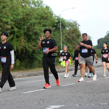 Runner Photo 4080873