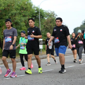 Runner Photo 4081001