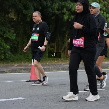 Runner Photo 4081019