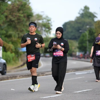 Runner Photo 4081052