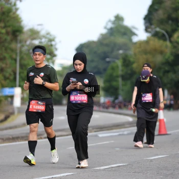 Runner Photo 4081054