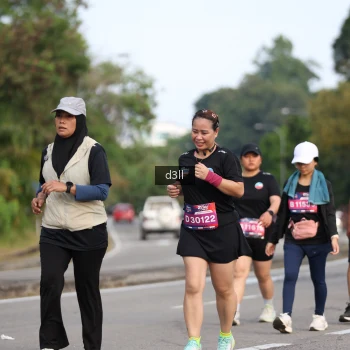 Runner Photo 4081117