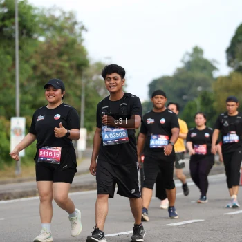 Runner Photo 4081140