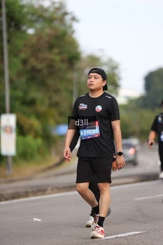 Runner Photo 4081151