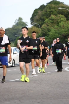 Runner Photo 4081160