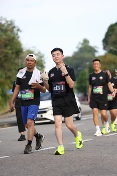 Runner Photo 4081166
