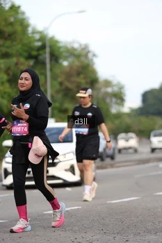 Runner Photo 4081185