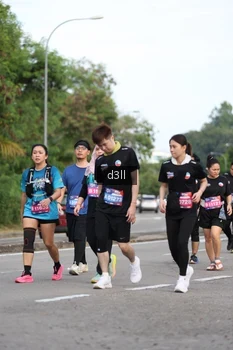 Runner Photo 4081195
