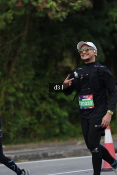 Runner Photo 4081308