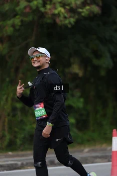 Runner Photo 4081312