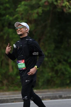 Runner Photo 4081315
