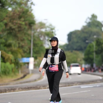 Runner Photo 4081433