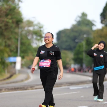 Runner Photo 4081436