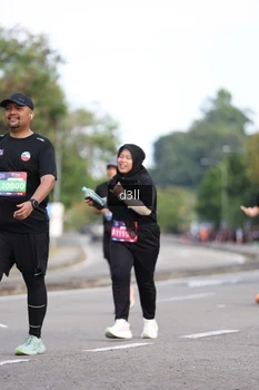 Runner Photo 4081449