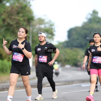 Runner Photo 4081453