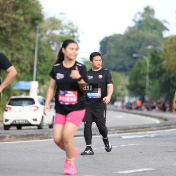 Runner Photo 4081454
