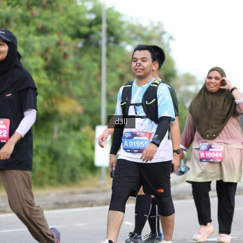 Runner Photo 4081686