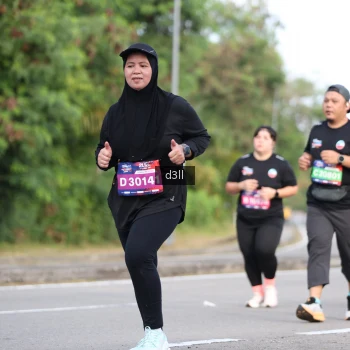 Runner Photo 4081713