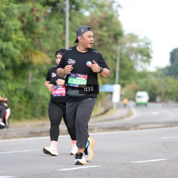 Runner Photo 4081714