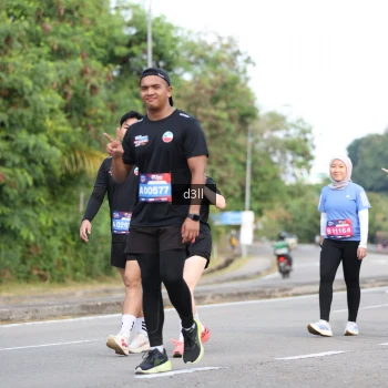 Runner Photo 4081755