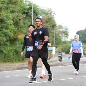 Runner Photo 4081764