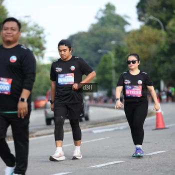 Runner Photo 4081974