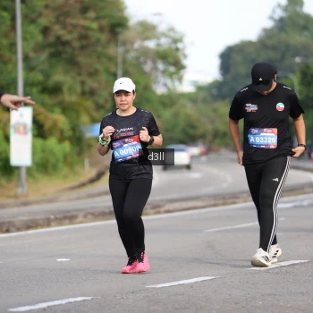 Runner Photo 4081999