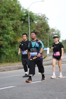 Runner Photo 4082120