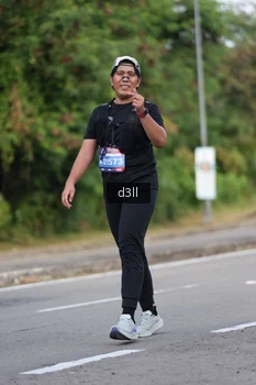 Runner Photo 4082301