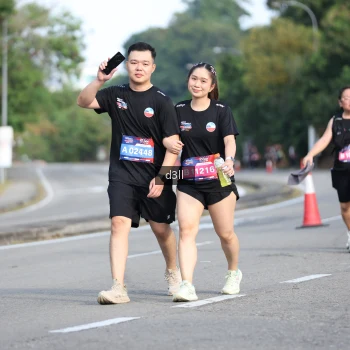 Runner Photo 4082348