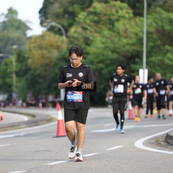 Runner Photo 4082365