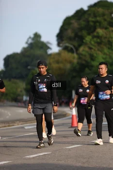 Runner Photo 4082567