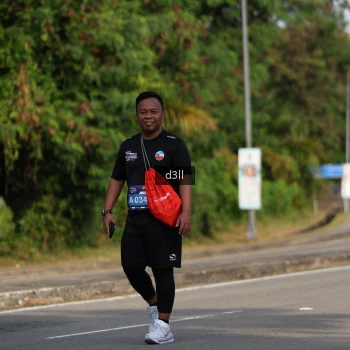 Runner Photo 4082611
