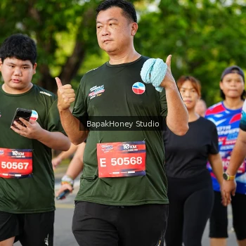 Runner Photo 4082687