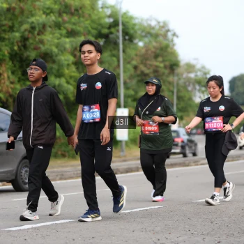 Runner Photo 4082813