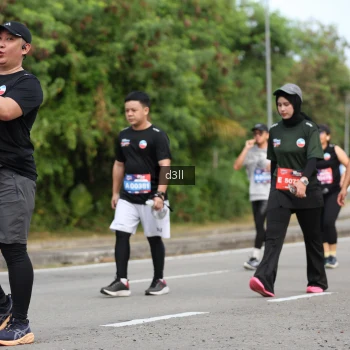 Runner Photo 4082843
