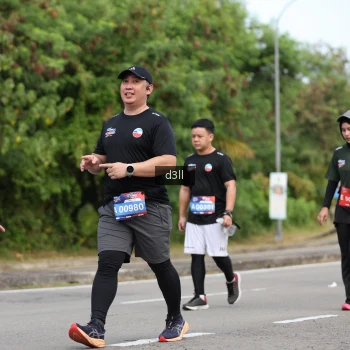 Runner Photo 4082844