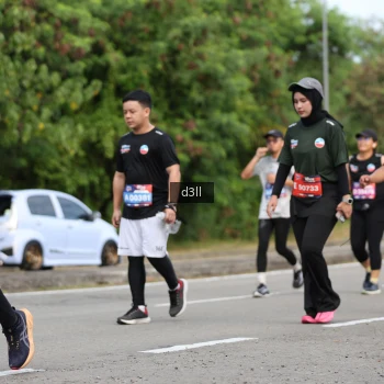 Runner Photo 4082851