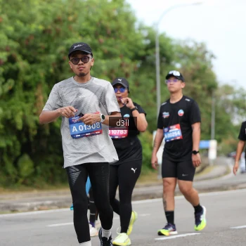 Runner Photo 4082862